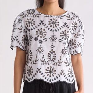 Adrianna Papell Eyelet Top Size Small